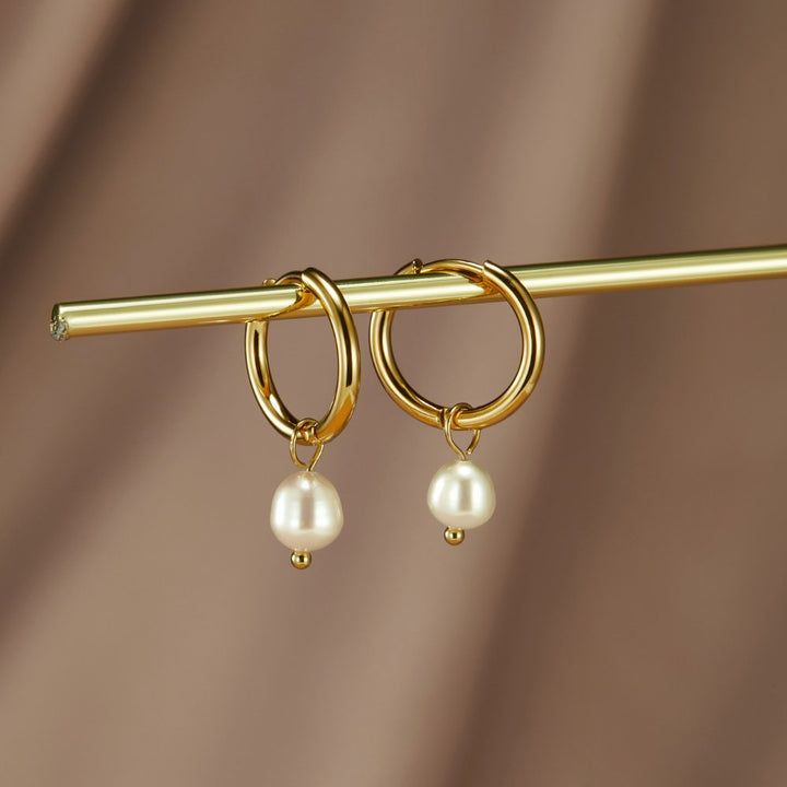 Pendientes de perlas de agua dulce Bella