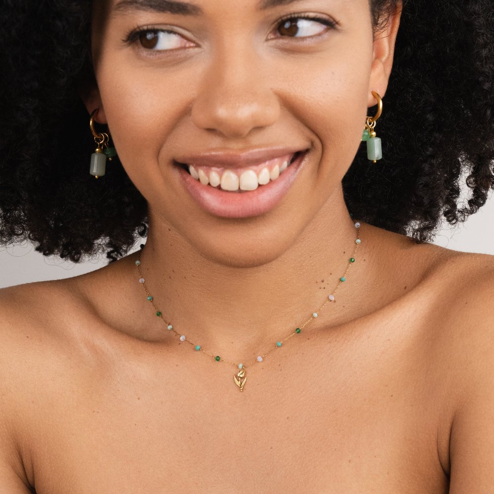 Collar de Perlas de Tulipanes Dorados